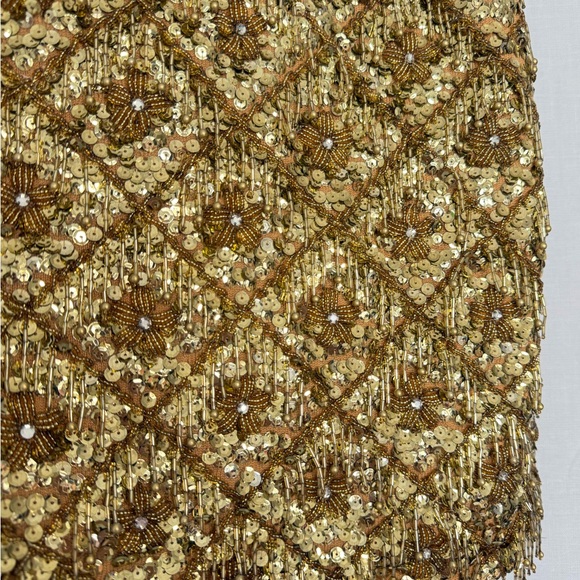 ✦✨ Golden Mardi Gras Beaded Fringe Tank ✨✦ - Picture 4 of 6